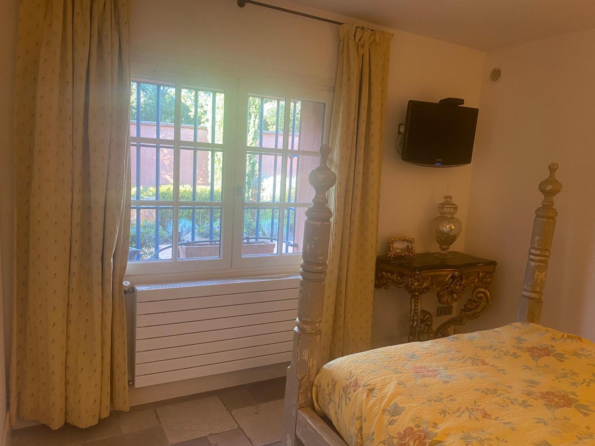 L'Hacienda Francesa Bed & Breakfast Palaja Luaran gambar